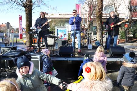 Božični sejem in obisk treh dobrih mož 52 Foto Ljubo Vukelič